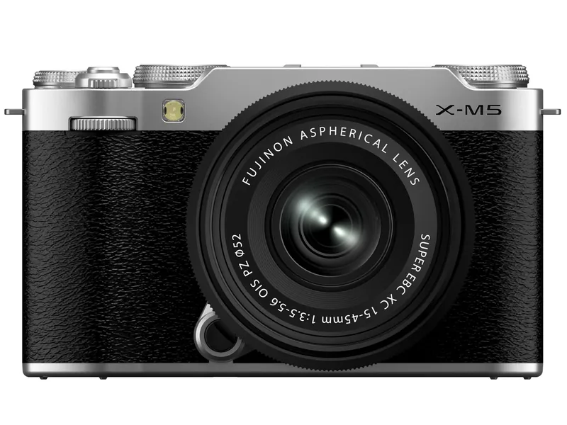FUJIFILM X-M5 XC15-45mmレンズキット 正面