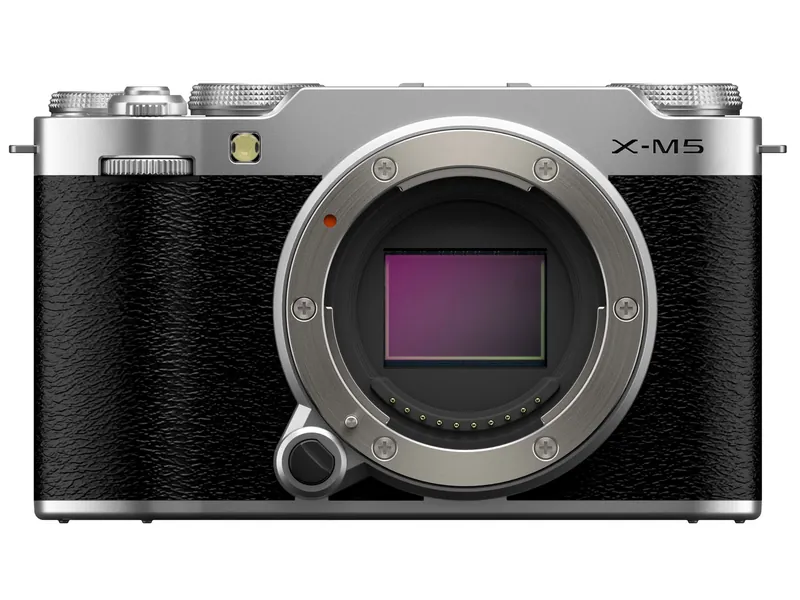 FUJIFILM X-M5 ボディ 正面