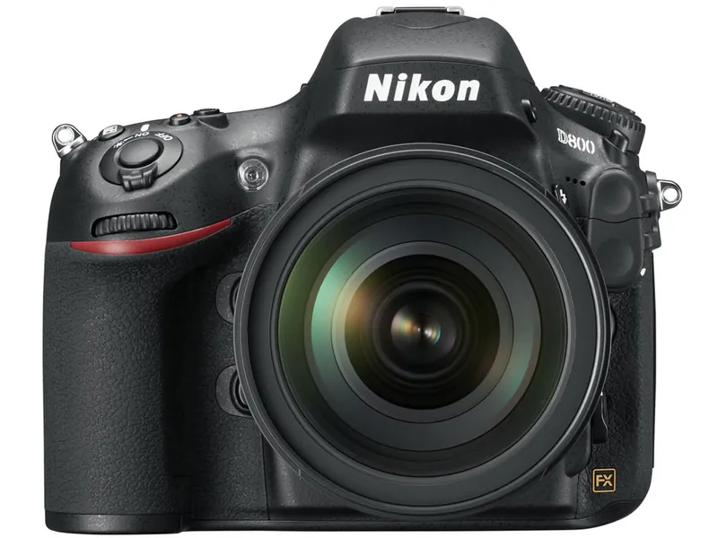ニコン D800 28-300 VRレンズキット 製品画像