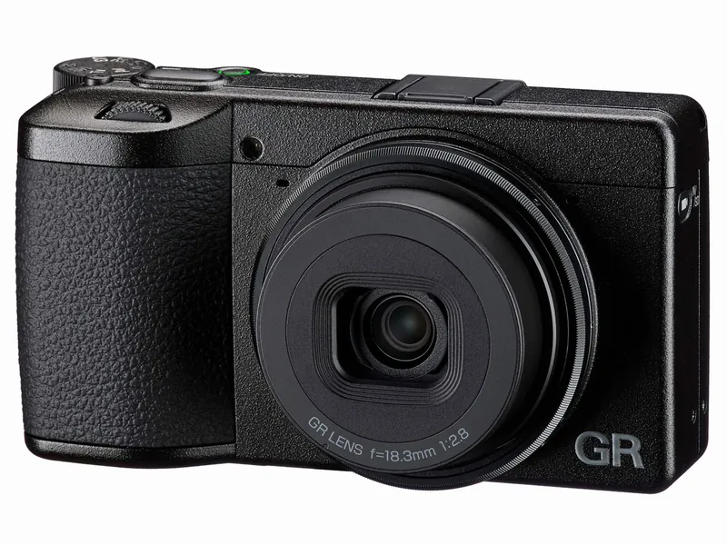 RICOH GR IV 正面