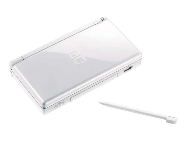 Nintendo ニンテンドーDS Lite 製品画像
