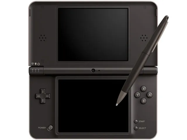 Nintendo ニンテンドーDSi LL 製品画像